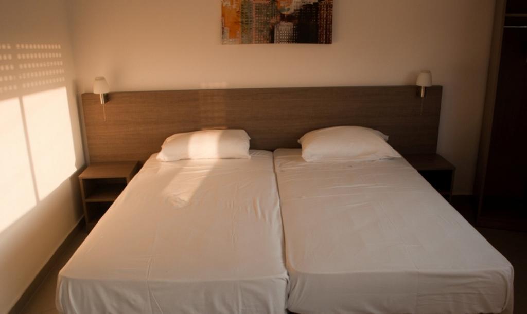 St. George Rent Rooms Larnaka Exterior foto