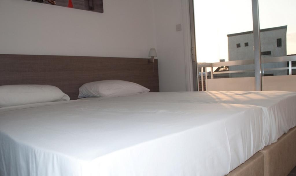 St. George Rent Rooms Larnaka Exterior foto