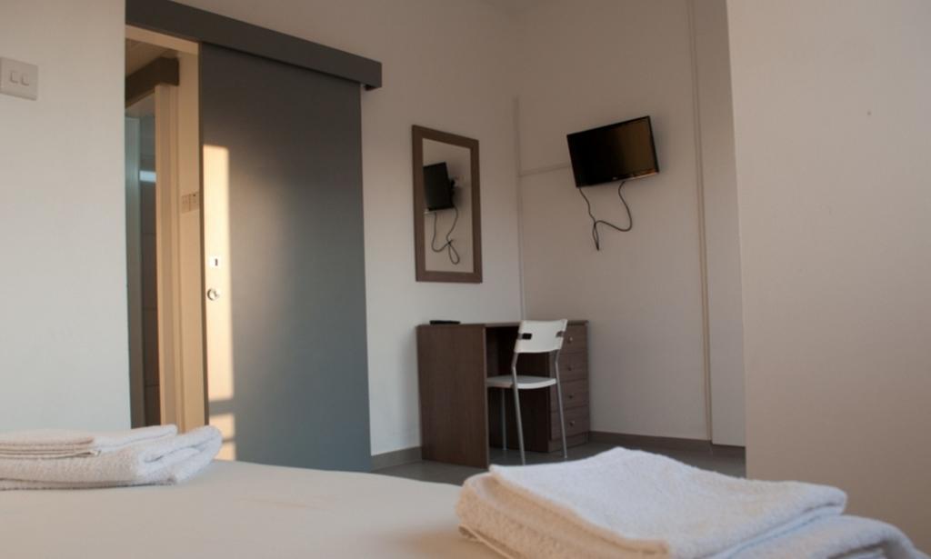 St. George Rent Rooms Larnaka Exterior foto