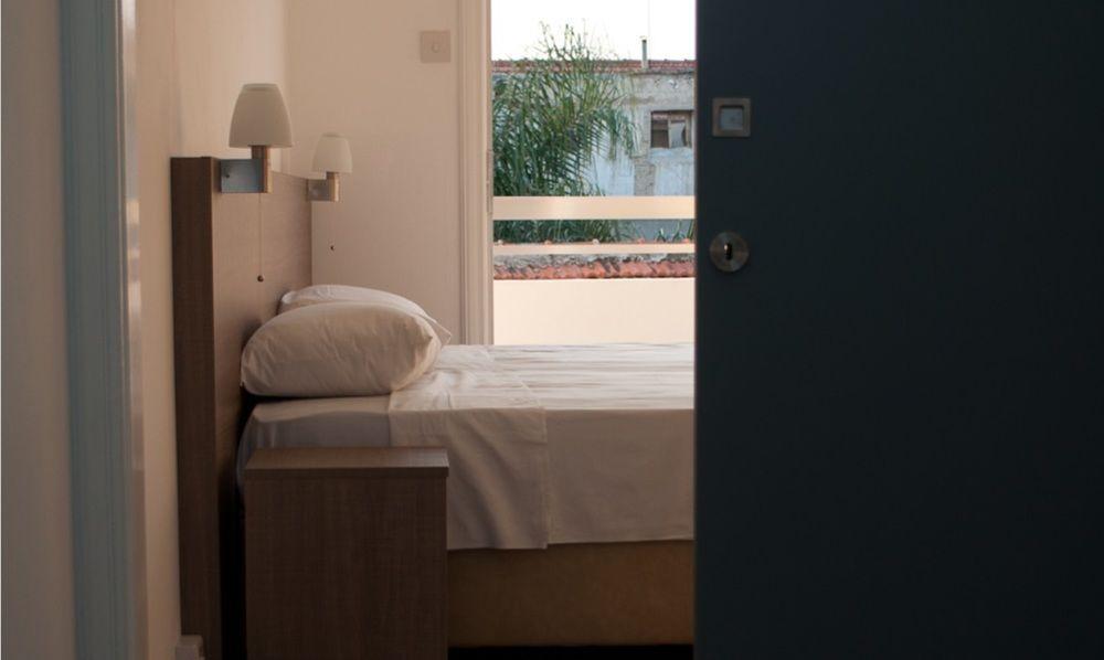 St. George Rent Rooms Larnaka Exterior foto