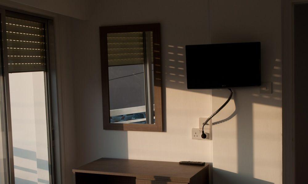 St. George Rent Rooms Larnaka Exterior foto