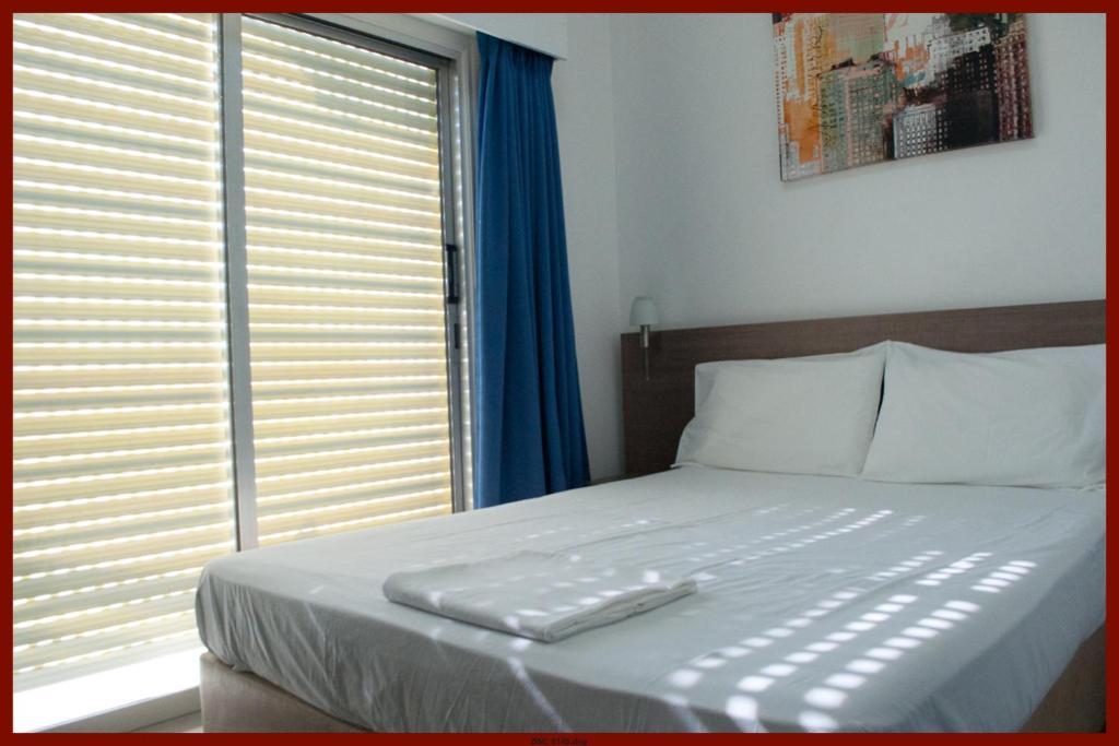 St. George Rent Rooms Larnaka Exterior foto